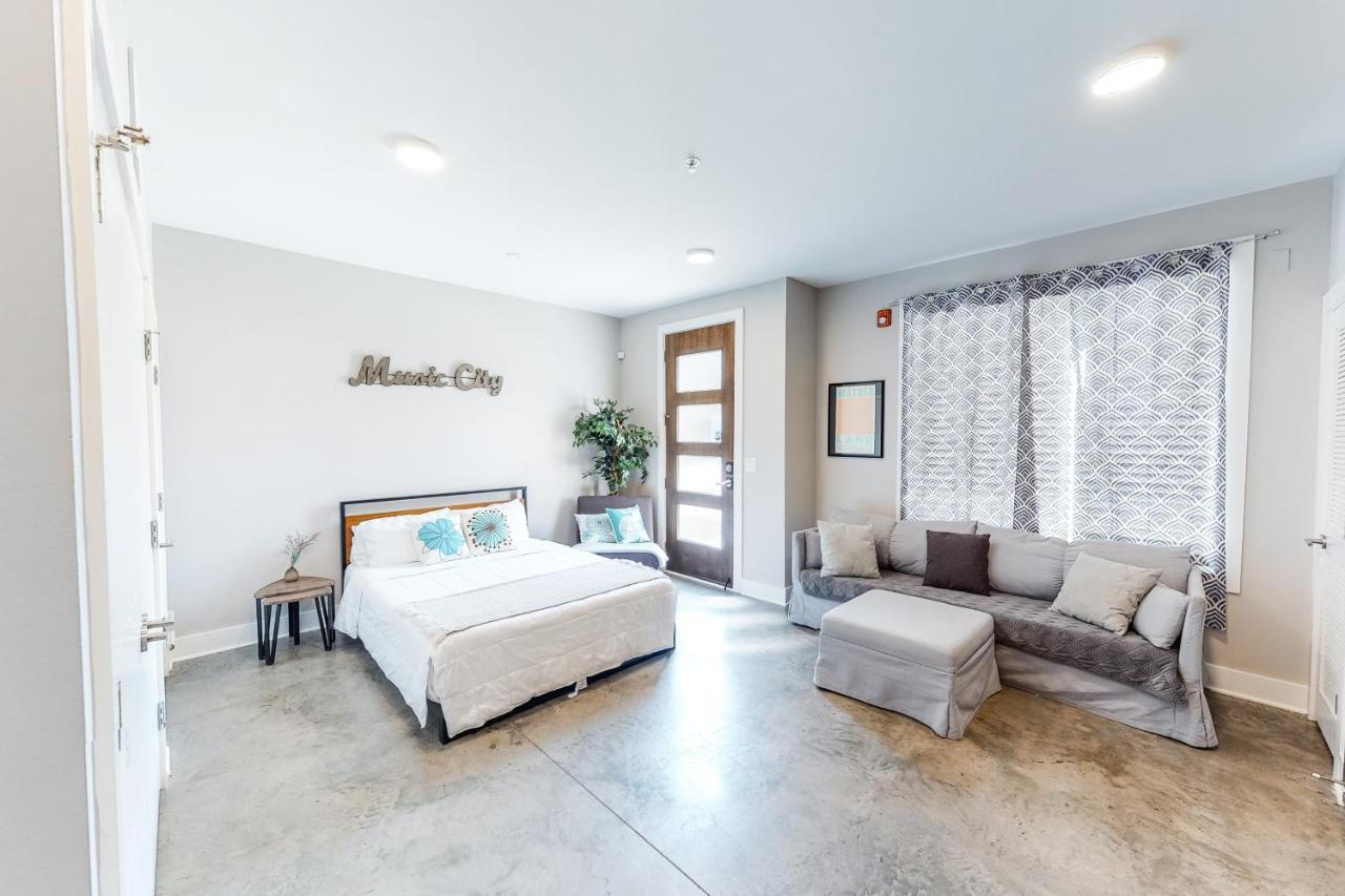 Music City Modern Apartment แนชวิลล์ ภายนอก รูปภาพ